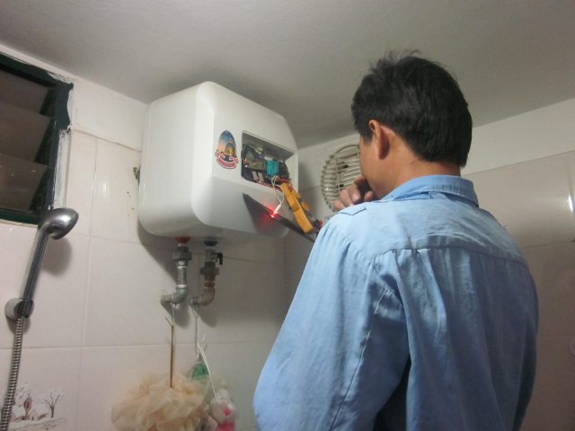 Dịch vụ sửa bình nóng lạnh minh bạch, rõ ràng