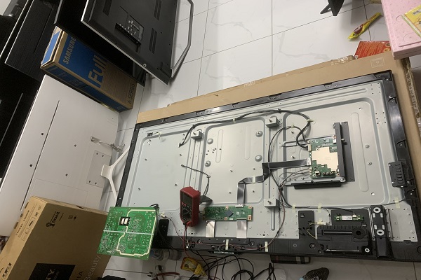 sua-tivi-tai-gia-lam